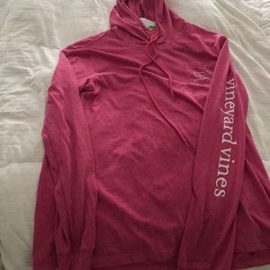 Vineyard vines top